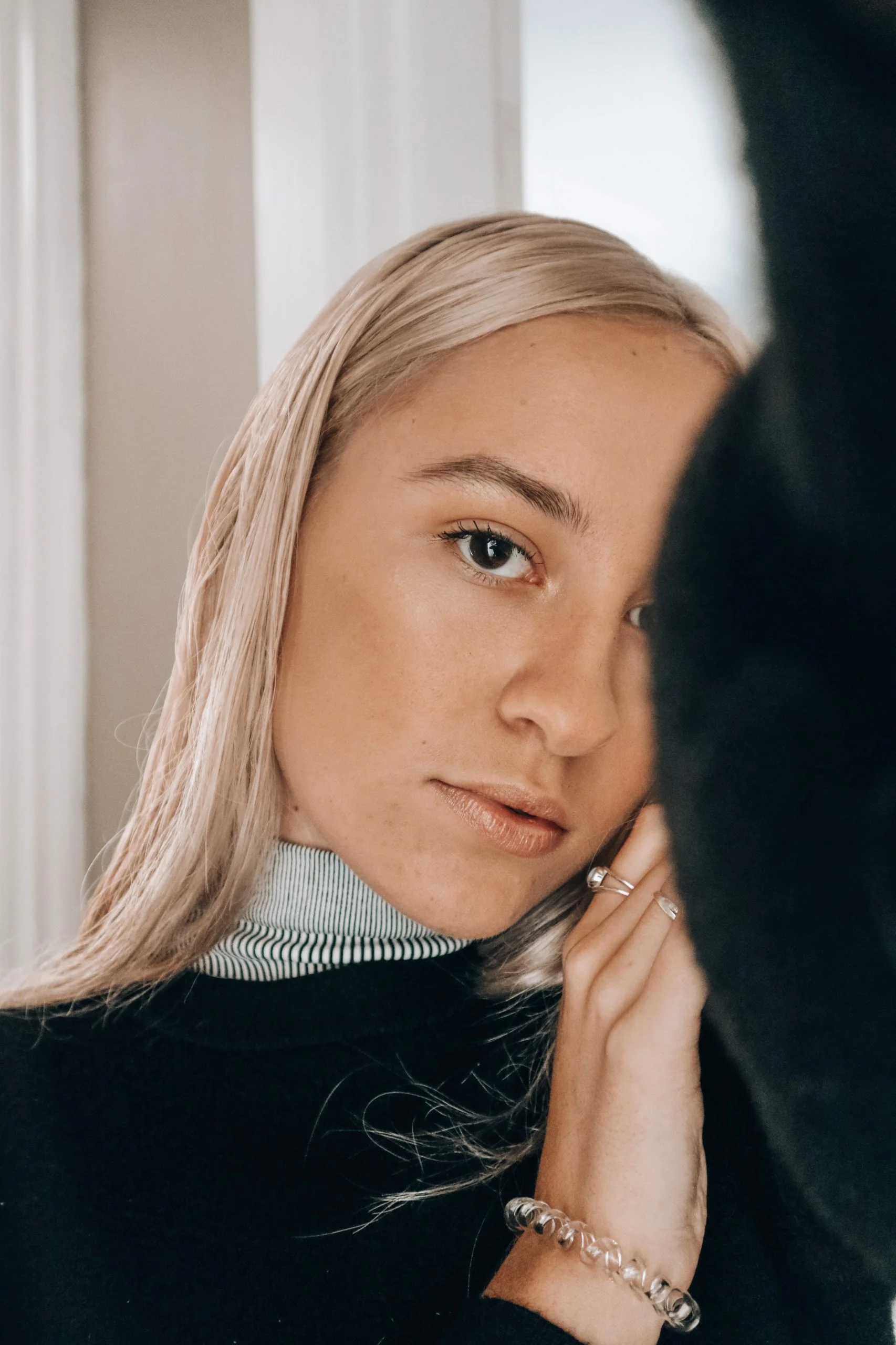 Logan Says website design screenshot